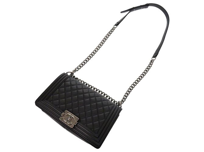 Borsa a tracolla Chanel Boy 25 in agnello Nero - vista 6