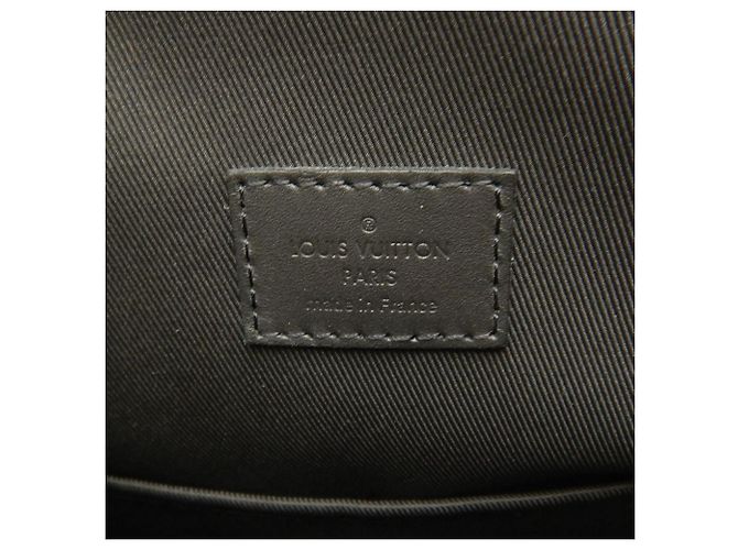 Borsa a tracolla Louis Vuitton Damier Infini Avenue Nero - vista 16