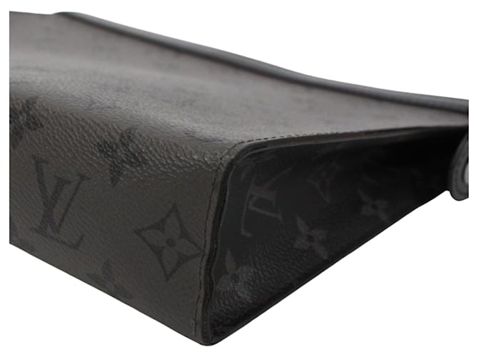 Louis Vuitton Monogram Eclipse Pochette Voyage Marrone Nero - vista 5