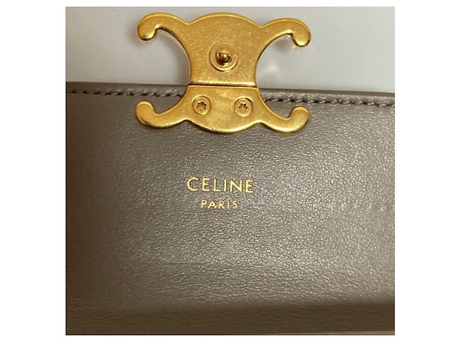 Céline Tarjetero y cartera compacta Celine Triomphe Flap Gris - vista 5