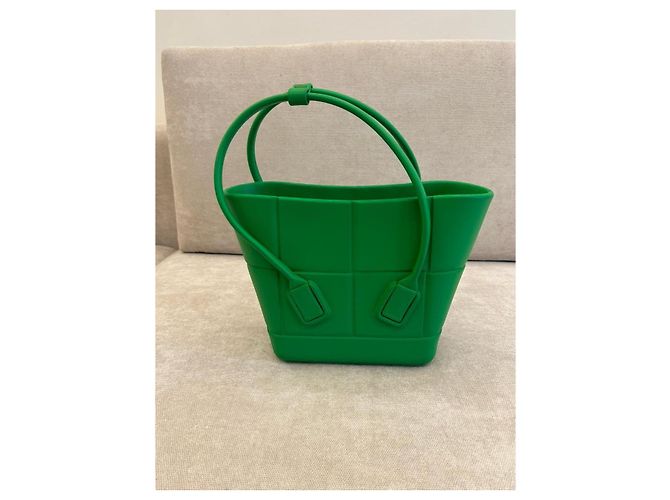 Arco Borsa a secchiello Bottega Veneta in gomma verde - vista 2