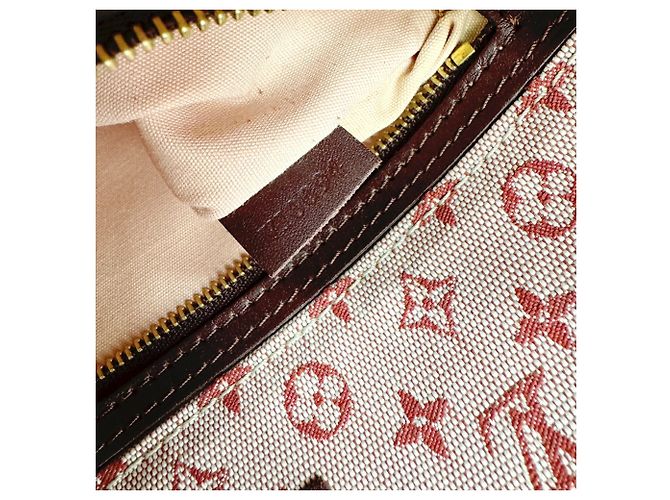 Louis Vuitton Buzas Marie Kate Monogram Mini Shoulder Bag Fuschia - vista 12