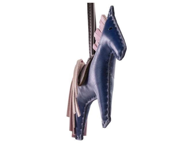 Hermès Hermes Agneau Milo Rodeo PM Lederanhänger Blau - Ansicht 6