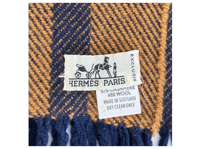 Hermès Sciarpa reversibile in lana e cashmere vintage con frange Hermes Beige Blu navy - vista 6