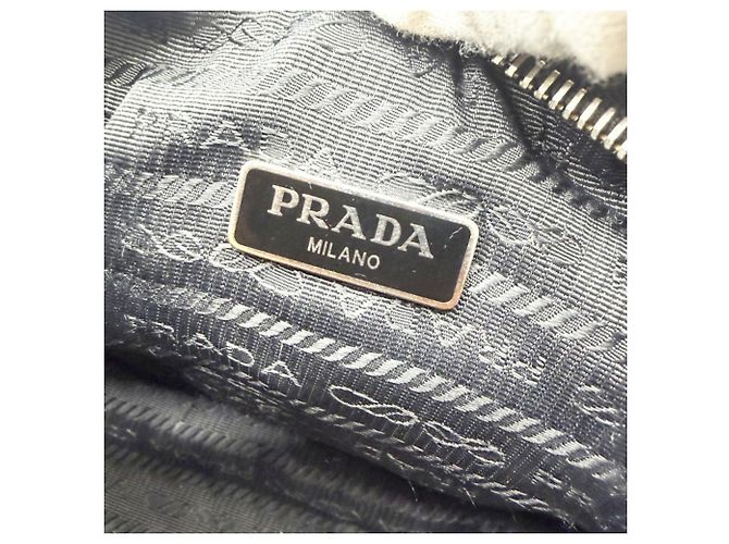 Borsa a tracolla in nylon Prada Re Edition 2005 Nero - vista 16