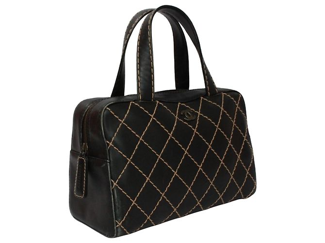 Borsa in pelle CHANEL Wild Stitch Nera Nero - vista 2