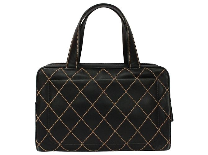 Borsa in pelle CHANEL Wild Stitch Nera Nero - vista 3
