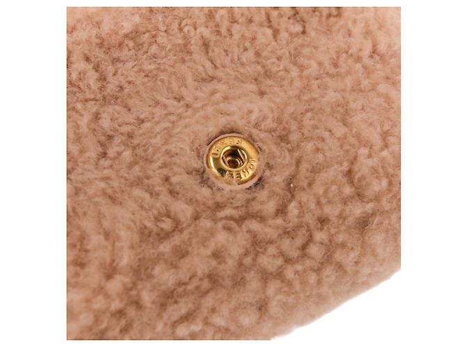 Mini borsa a tracolla Fendi Nano Baguette con charm in pelliccia Beige - vista 10