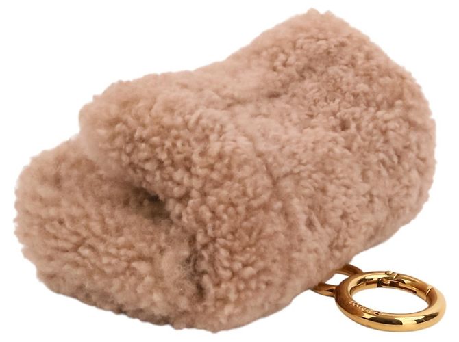 Mini borsa a tracolla Fendi Nano Baguette con charm in pelliccia Beige - vista 3