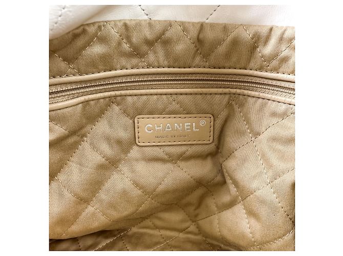 Borsa a tracolla Chanel 22 Chain Coco Mark in pelle Bianco - vista 12