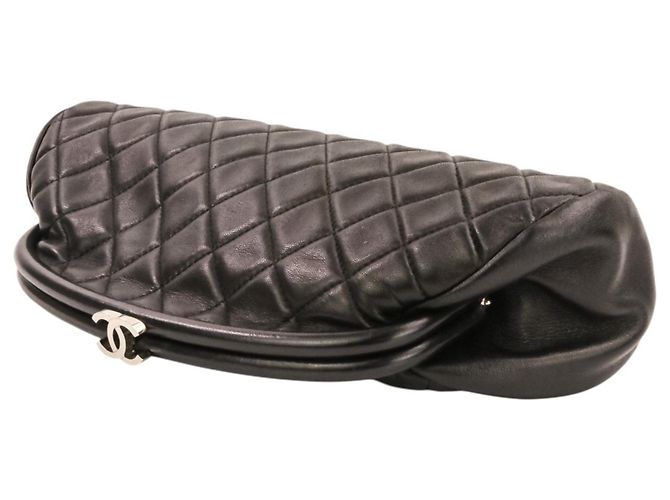 Clutch Chanel Timeless trapuntata Nero - vista 3