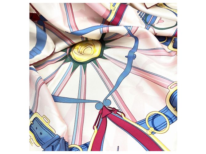 Hermès HERMES Carré 90 Wheel of Liberty Sciarpa in Seta Rosa - vista 3
