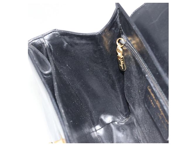 Borsa Salvatore Ferragamo Gancini in pelle nera e oro Auth 191365 Nero D'oro - vista 21