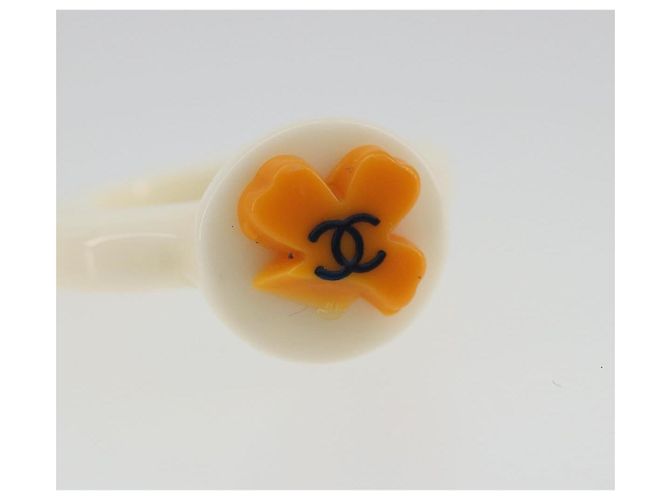 Anello CHANEL in plastica bianca CC Auth ar14031 Bianco - vista 7