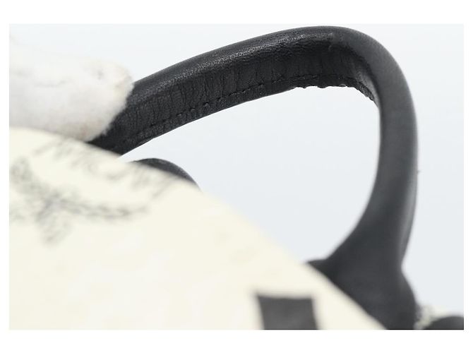 Mochila MCM Vicetos de cuero PVC Blanco Plata Auth ka5127 - vista 8