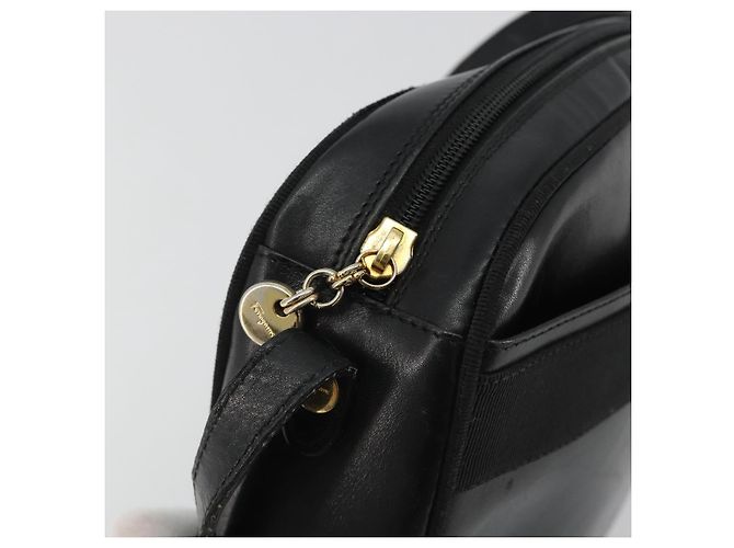 Borsa a tracolla Salvatore Ferragamo Vala in pelle nera e oro Auth gh2213 Nero D'oro - vista 10