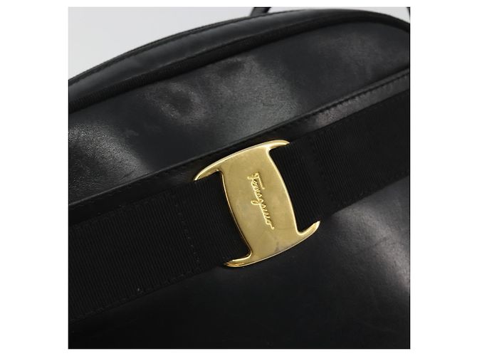 Borsa a tracolla Salvatore Ferragamo Vala in pelle nera e oro Auth gh2213 Nero D'oro - vista 17