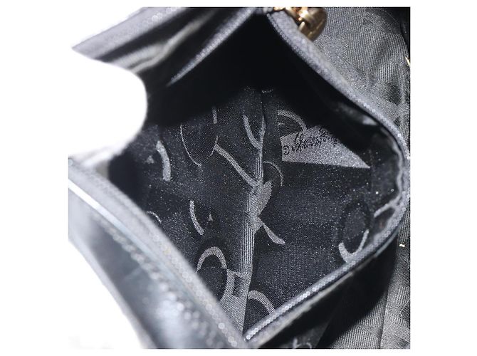 Borsa a tracolla Salvatore Ferragamo Vala in pelle nera e oro Auth gh2213 Nero D'oro - vista 21