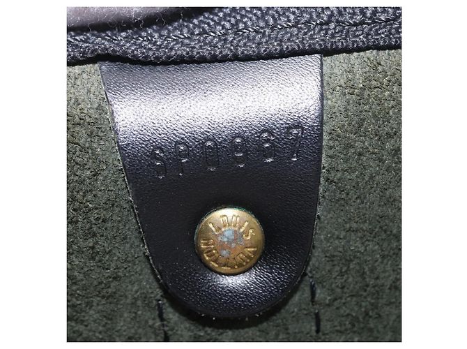 LOUIS VUITTON Epi Keepall 50 Boston Bag Black M42962 LV Auth 190102SAV Nero - vista 11