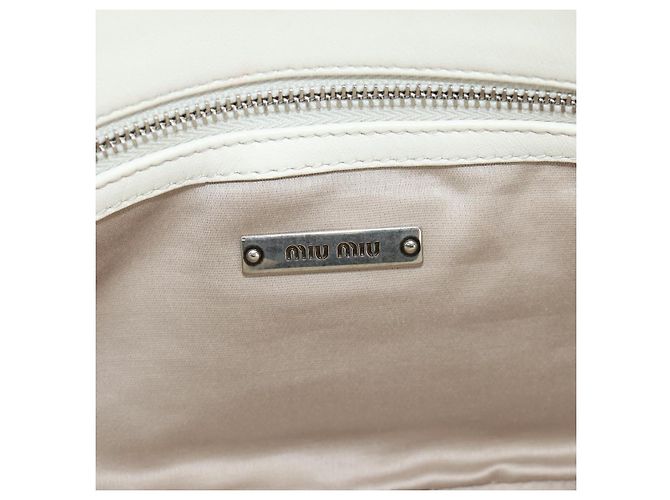 Borsa a Spalla con Catena Miu Miu in Pelliccia Bianco Argento Auth 190605M - vista 22