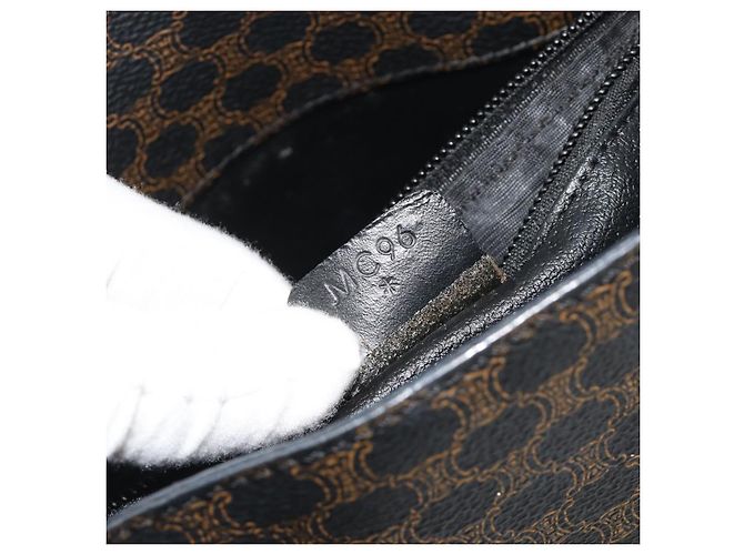 Céline Borsa a Spalla CELINE Macadam Canvas PVC Pelle Nera Oro Auth 190902A Nero D'oro - vista 12