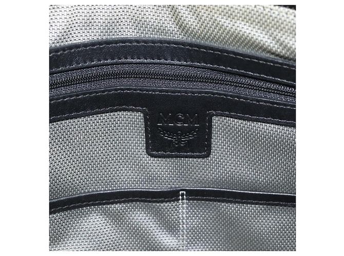 Clutch MCM Vicetos Logogram in pelle e PVC nero con dettagli argento Auth mr2715 - vista 16