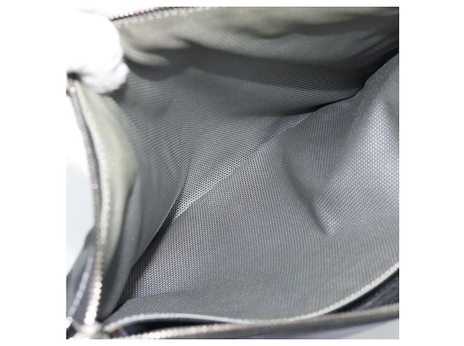Clutch MCM Vicetos Logogram in pelle e PVC nero con dettagli argento Auth mr2715 - vista 22
