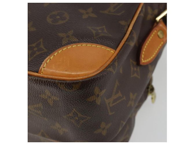 LOUIS VUITTON Bolsa de Ombro Monogram Nile M45244 LV Auth 191047A Monograma - vista 15
