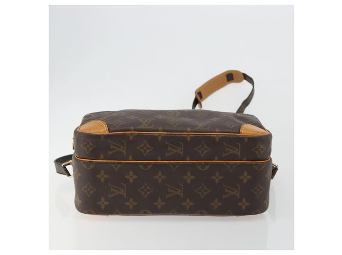 LOUIS VUITTON Bolsa de Ombro Monogram Nile M45244 LV Auth 191047A Monograma - vista 5
