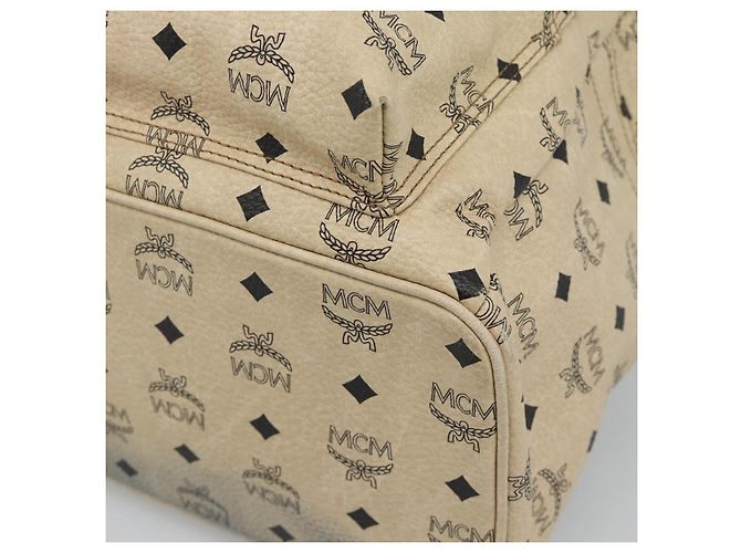 Zaino MCM Vicetos Logogram PVC Leather Beige Gold Auth 190802 D'oro - vista 12