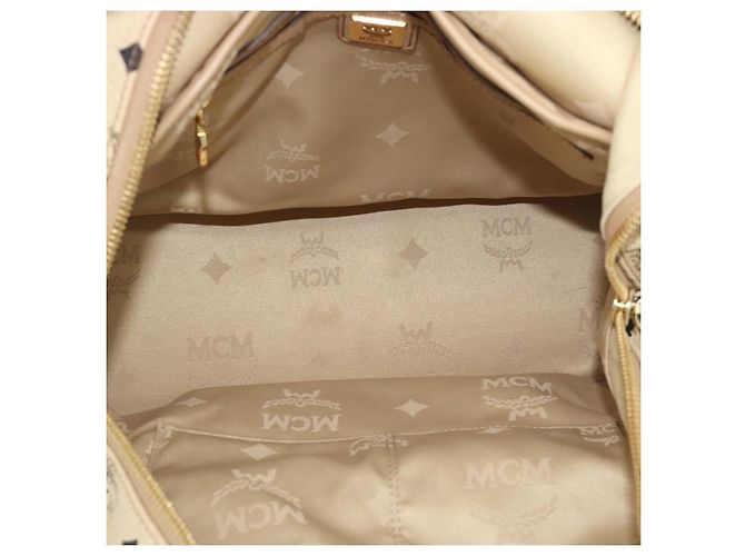 Zaino MCM Vicetos Logogram PVC Leather Beige Gold Auth 190802 D'oro - vista 21