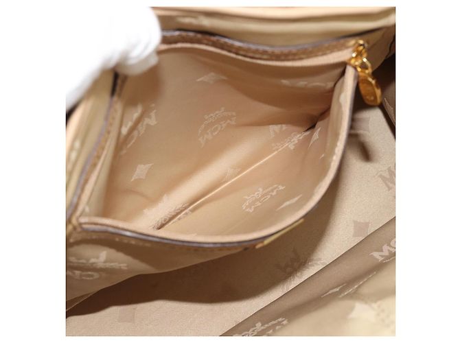 Zaino MCM Vicetos Logogram PVC Leather Beige Gold Auth 190802 D'oro - vista 25