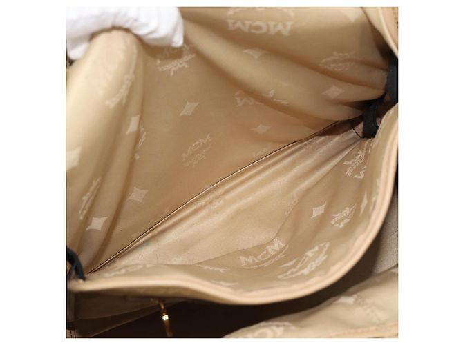 Zaino MCM Vicetos Logogram PVC Leather Beige Gold Auth 190802 D'oro - vista 26