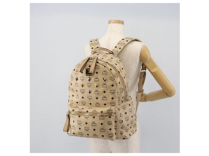 Zaino MCM Vicetos Logogram PVC Leather Beige Gold Auth 190802 D'oro - vista 28