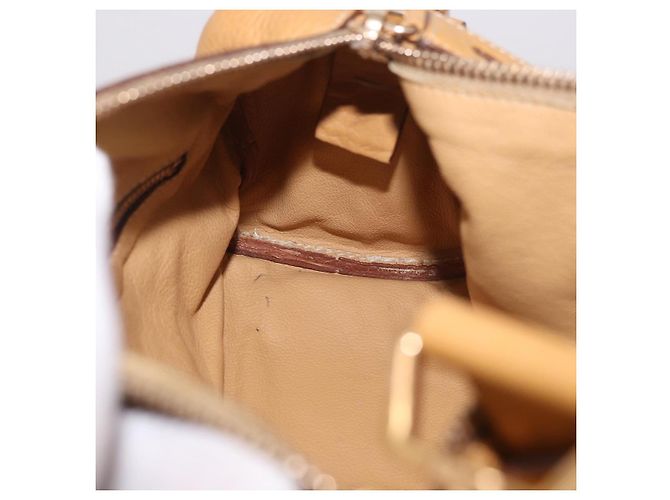 Borsa a Spalla in Pelle Beige Oro PRADA Auth gh2210A D'oro - vista 21