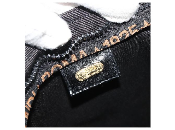 Borsa FENDI in tela nera e oro Auth 190474 Nero D'oro - vista 17