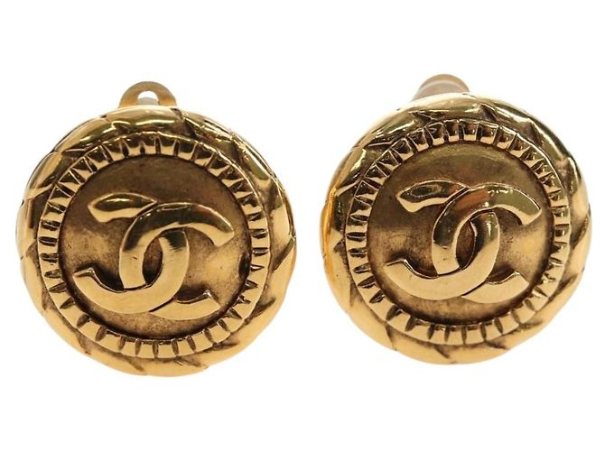 Brincos CHANEL COCO Mark em metal dourado CC Auth 190722M - vista 2
