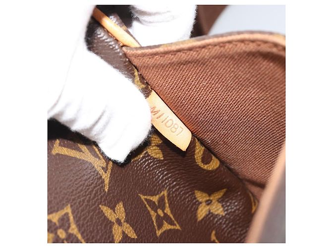 LOUIS VUITTON Monogram Pochette Bosphore Shoulder Bag M40044 LV Auth ar13986 Monogramma - vista 12