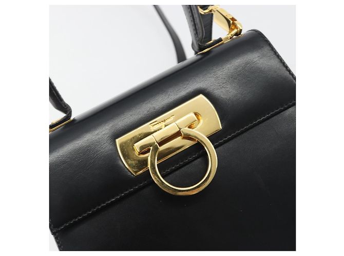 Bolso Salvatore Ferragamo Gancini de Cuero 2way Negro Oro Auth 190688 Dorado - vista 20