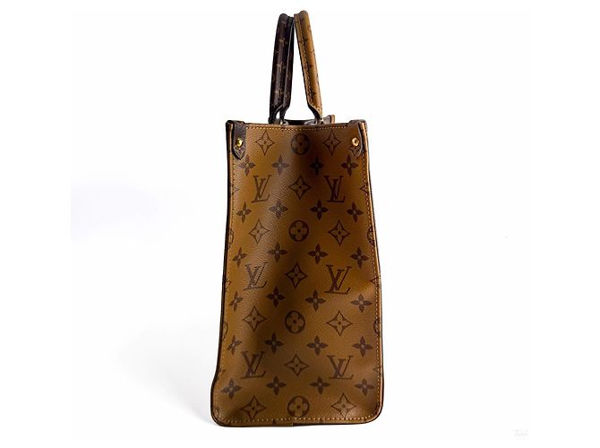 Louis Vuitton Borsa a tracolla Onthego MM Canvas Monogram Giant
Monogram Reverse Marrone - vista 3