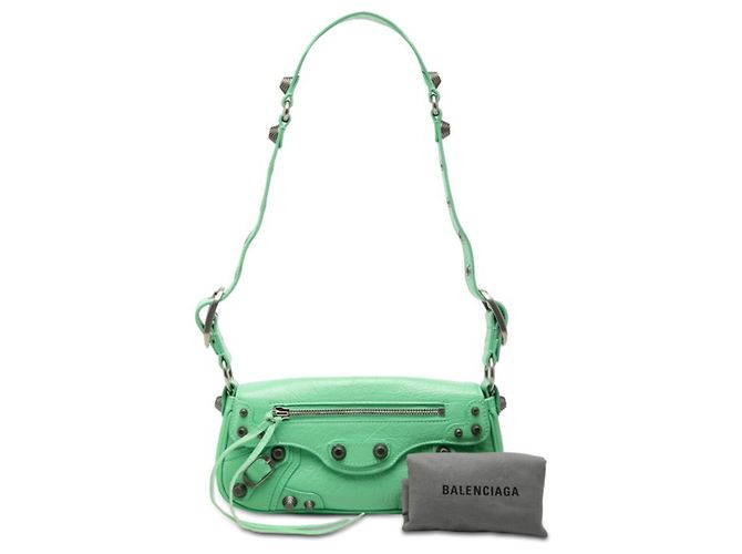 Everyday Borsa a tracolla Balenciaga Le Cagoll Sling XS Verde - vista 7