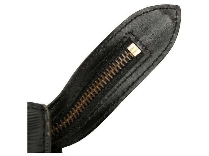 Borsa Shopping Louis Vuitton Epi Saint Jacques Nero - vista 6