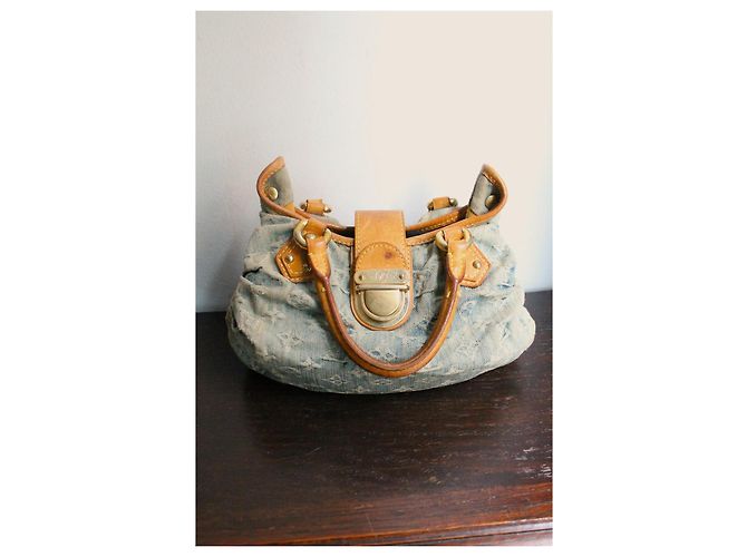 Louis Vuitton Pleaty Borsa in Denim Blu - vista 2