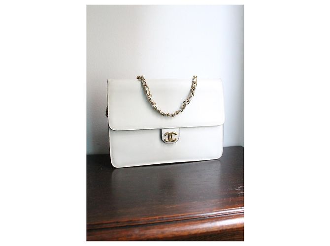 Chanel Handtasche Timeless vintage Modell aus cremeweißem Leder - Ansicht 2