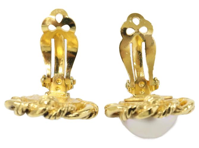 Orecchini a clip tondi in oro giallo e perle Chanel 1984 D'oro - vista 6