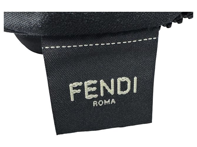 Pochette per telefono Baguette Fendi Nero - vista 10