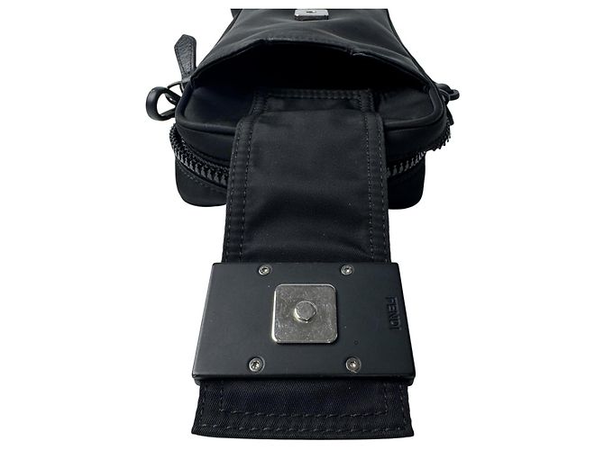 Pochette per telefono Baguette Fendi Nero - vista 14