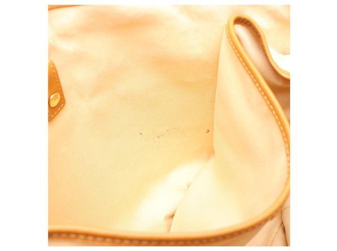 Louis Vuitton Mini Lucille GM Monogram Linen in Beige M92683 - vista 14