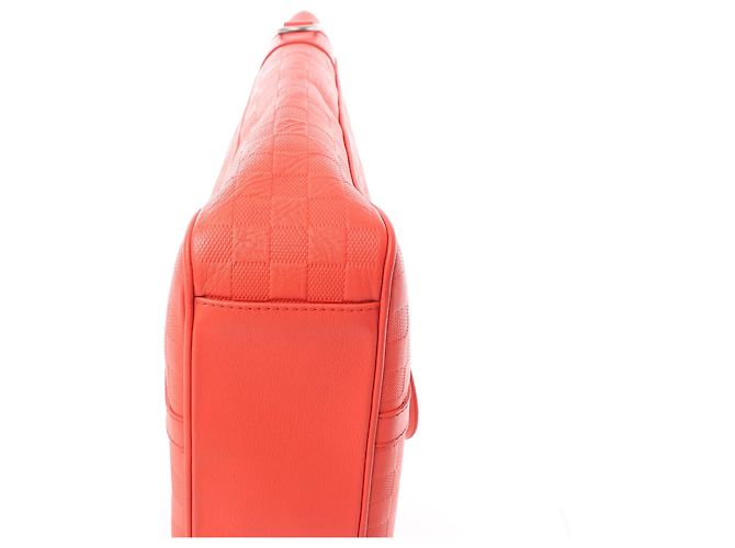 Borsa Louis Vuitton Tadao PM Damier Infini Rosso N41268 - vista 10