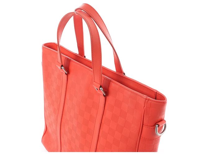 Borsa Louis Vuitton Tadao PM Damier Infini Rosso N41268 - vista 6
